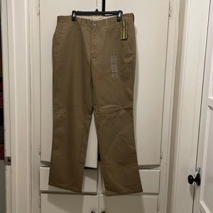 New Men’s Life Khaki Pants